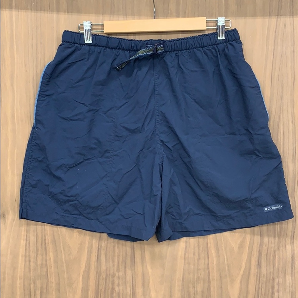 Columbia swim trunks with zip pocket Men’s L